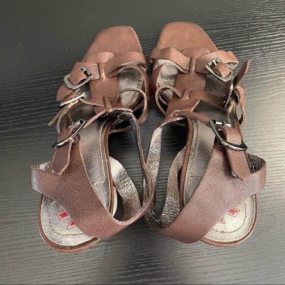 Sean Ling Brown Leather 3 Buckle Strap Wooden Block Heel Sandal, 10 - Picture 9 of 16